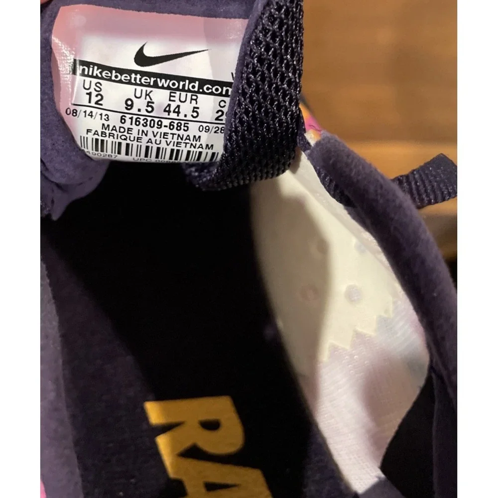 Nike zoom rival